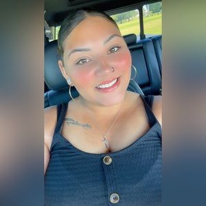 Meet your Posher, Tierra